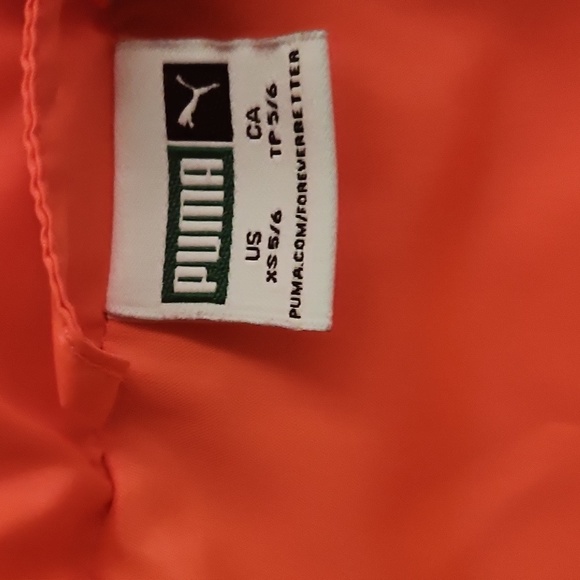 Girls Puma Puffer Vest - Picture 2 of 5